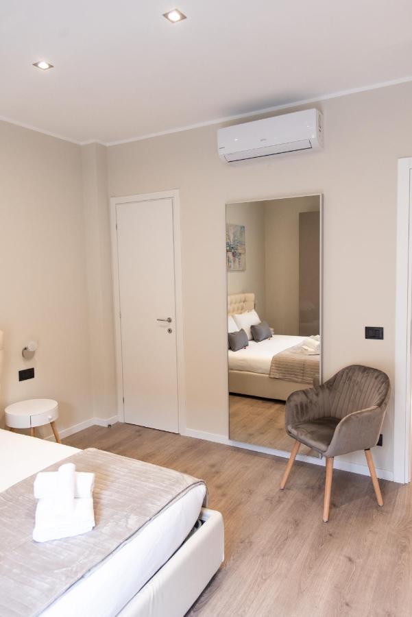 Xxiv Domus Luxury Suites Roma Exterior foto